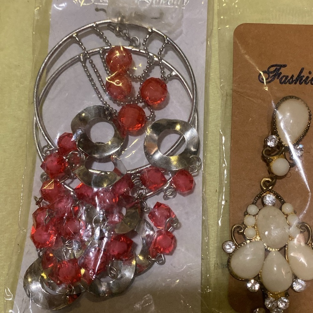3/$20 Three Pairs Earrings - Picture 3 of 5